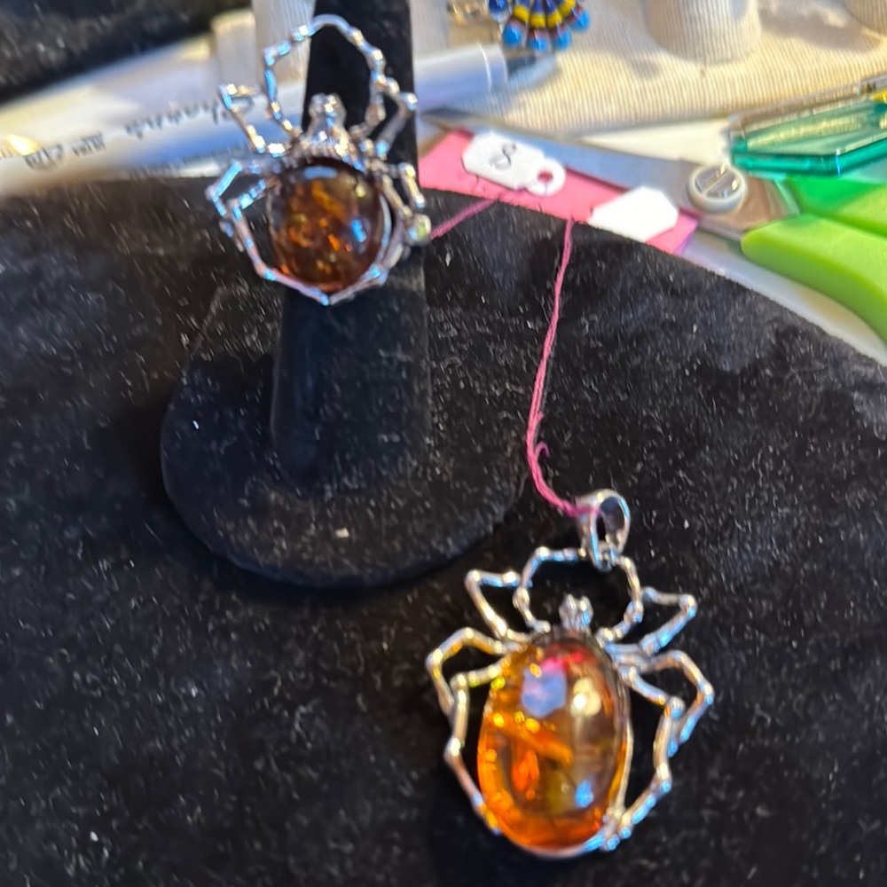 Silver and Amber Spider Jewelry Set